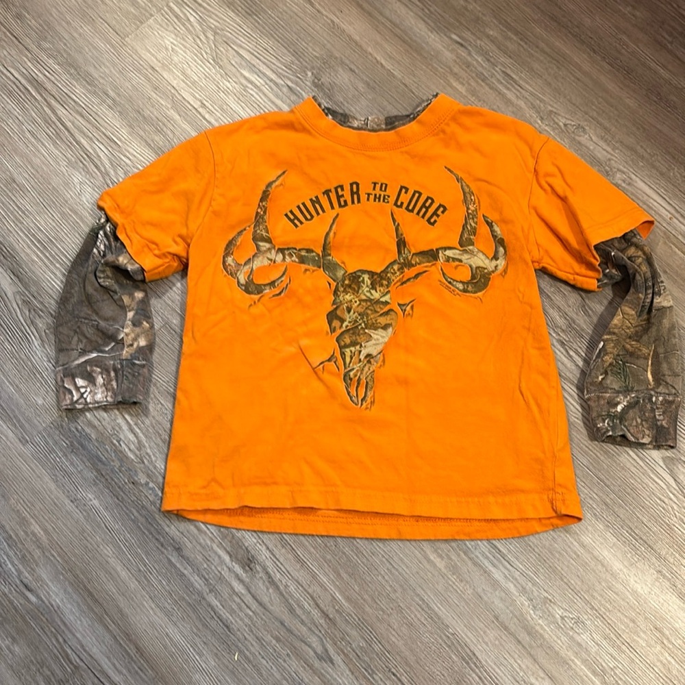 🌸Vibrant Orange and Green Long Sleeve Tee with Camouflage Sleeves